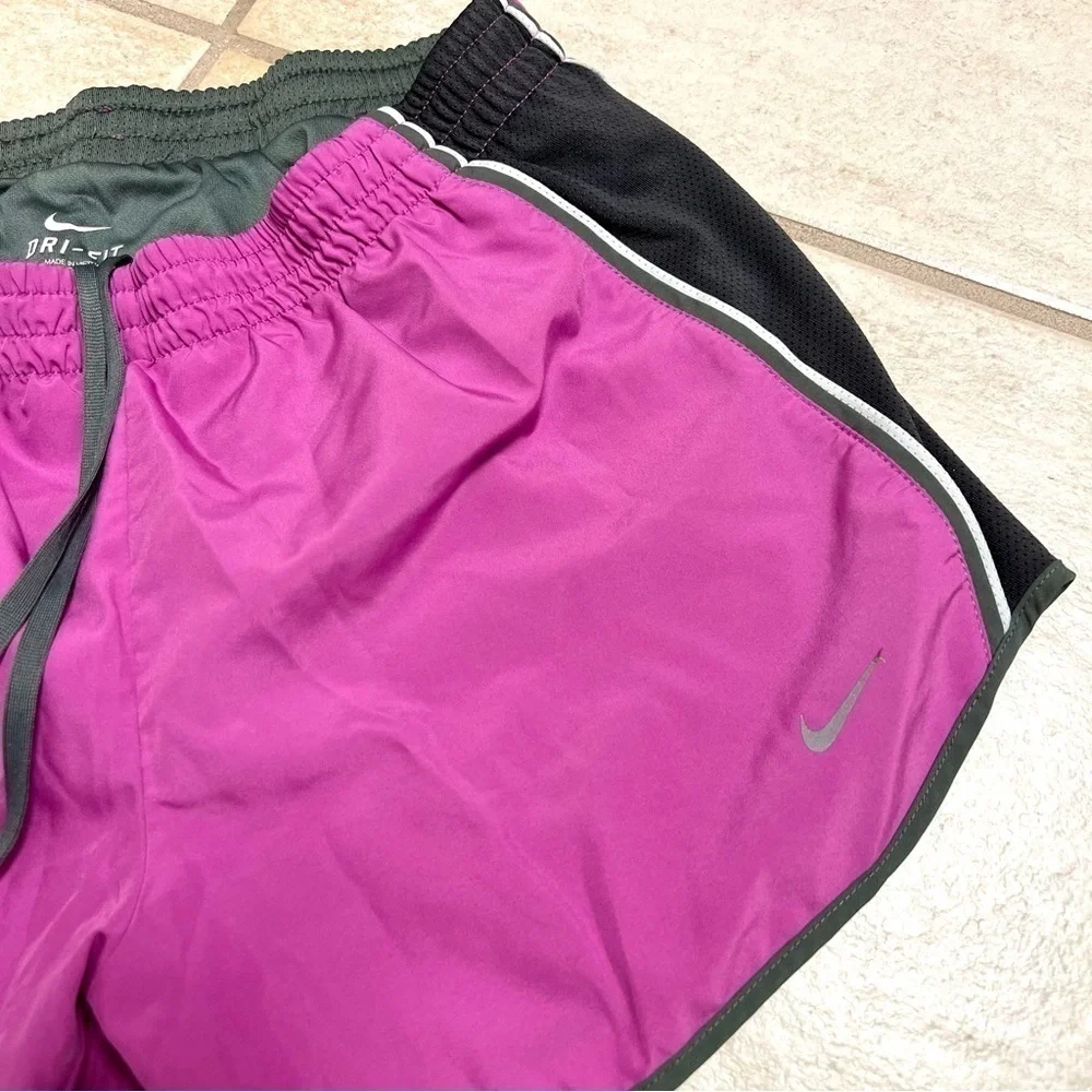 NIKE Pink Running Shorts Womens Small Dri-Fit Lined Elastic Waist Stretchy women